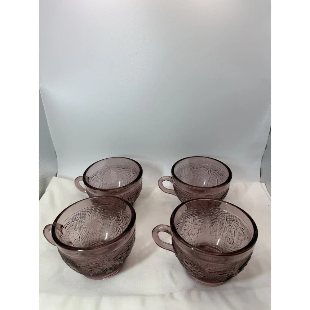 4 PCs- Tiara Sandwich Pattern Plum Amethyst Cups